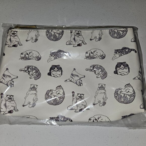 Taylor Swift Meredith & Olivia Swift Pouch (unopened!) - Picture 1 of 6